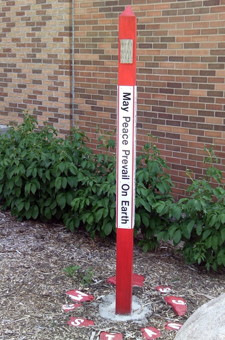 Peace Pole for peace in Chillicothe Elementary Center-IL-USA