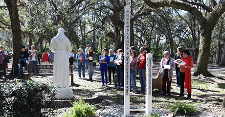 Peace Poles spread a message of Peace – Winter Park, Florida – USA